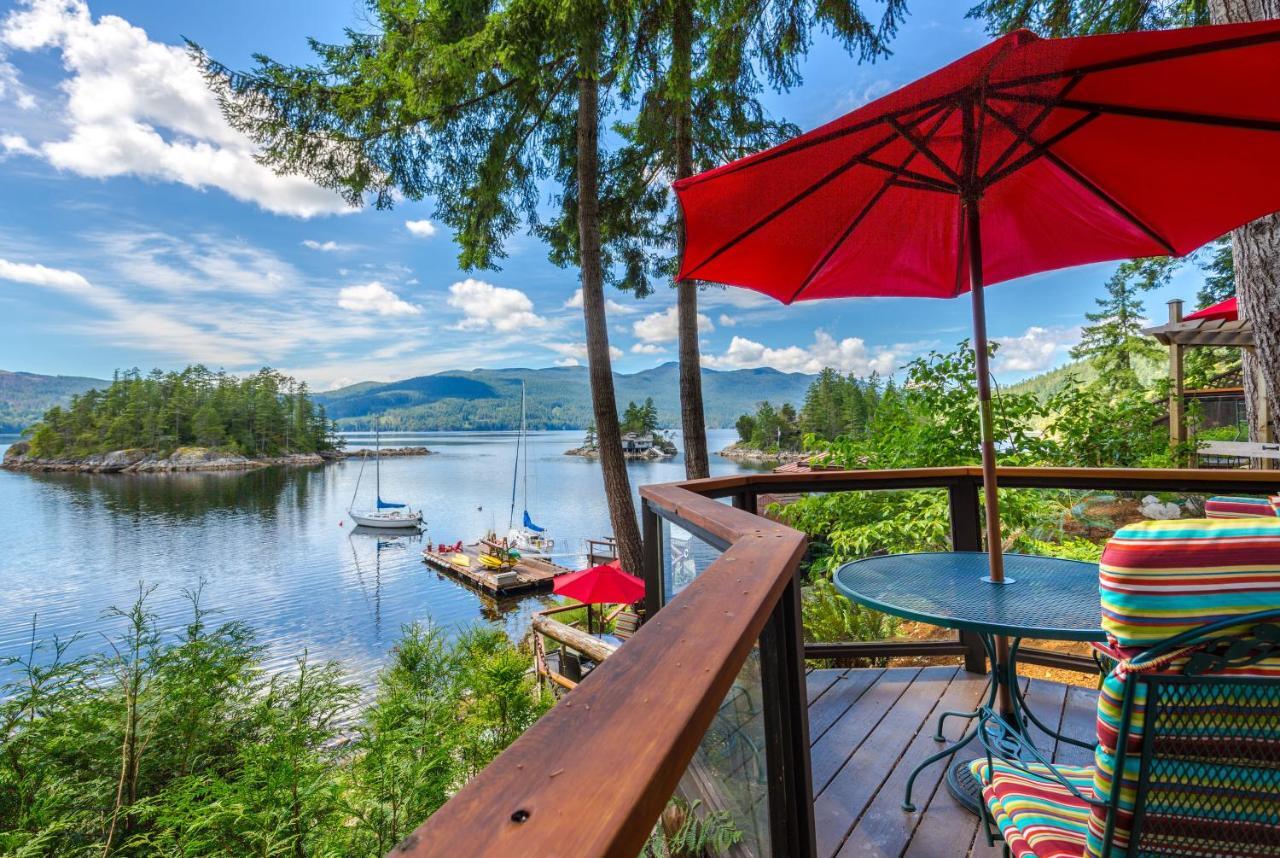 Tranquility Bay Waterfront Inn Sechelt Eksteriør billede
